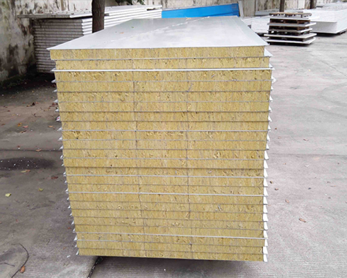 黄石0.426岩棉彩钢板